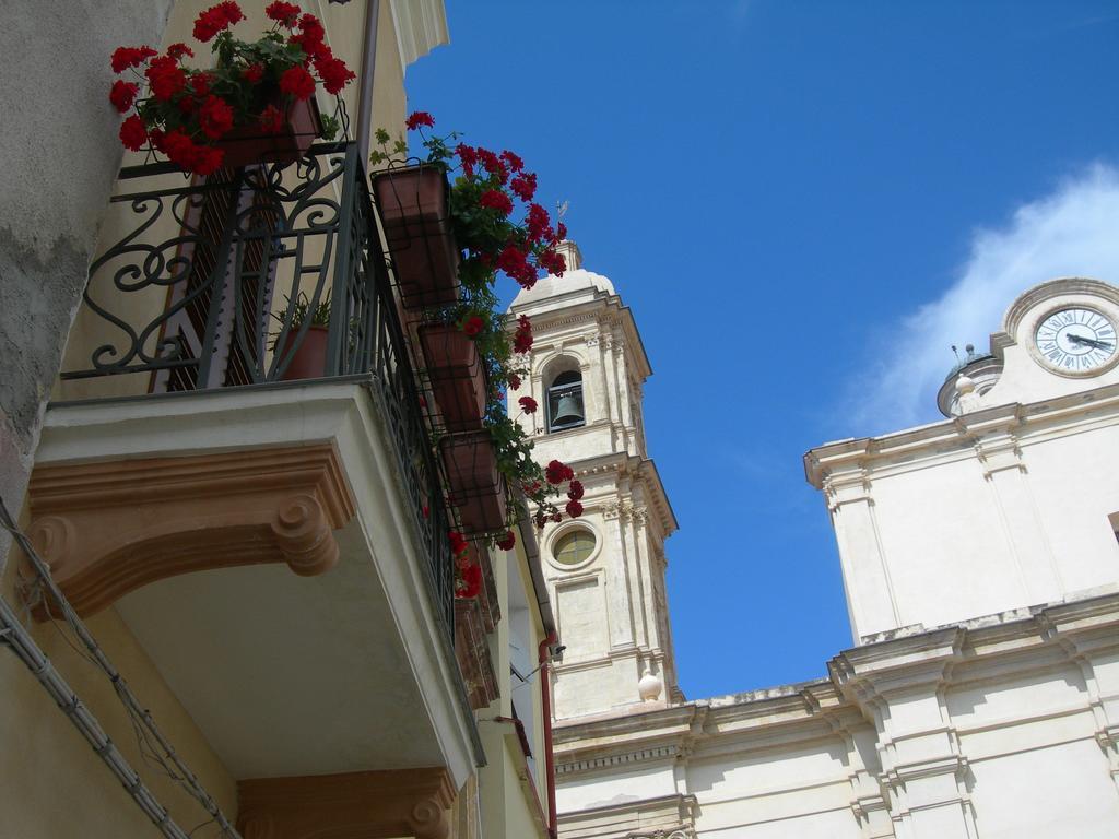 Bed and Breakfast Piazza San Pantaleo Sorso Exterior foto